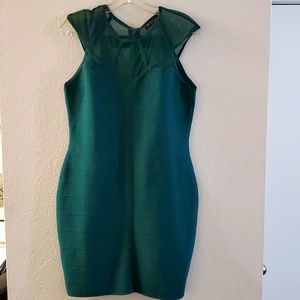 Ladies dress, Guess, Large runs like med. Green
